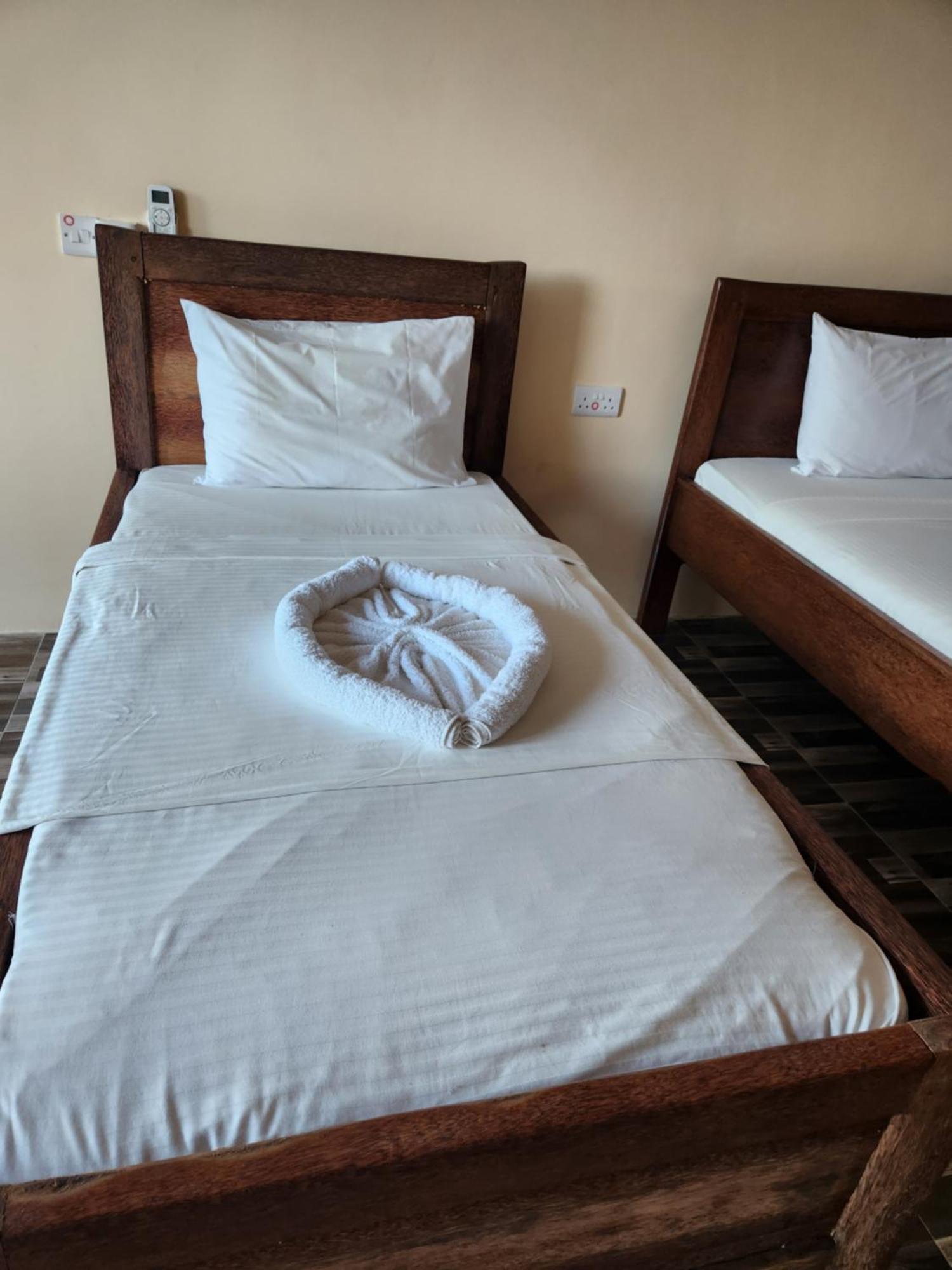 Two Palms Hotel Джамбиани Екстериор снимка