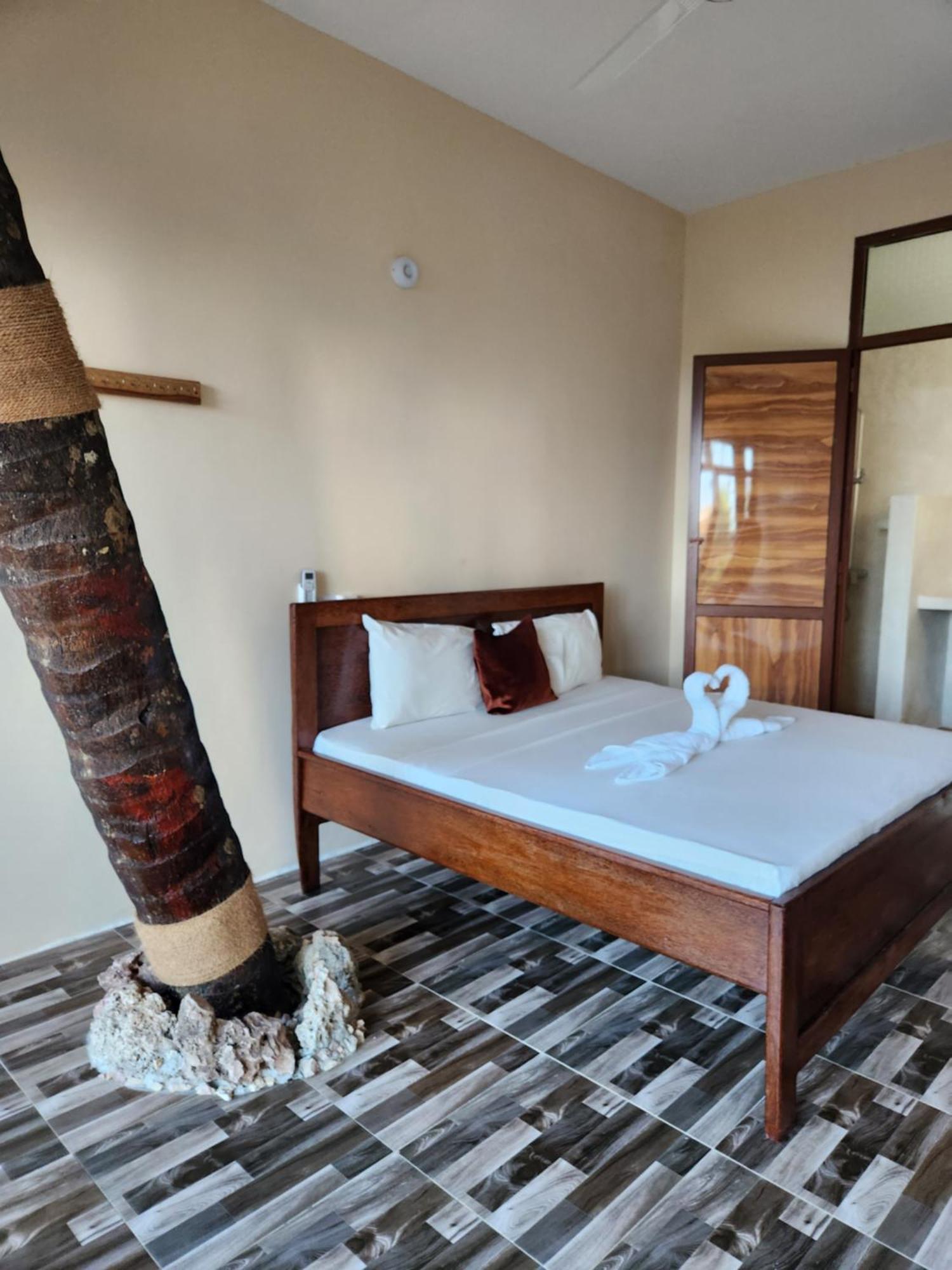Two Palms Hotel Джамбиани Екстериор снимка