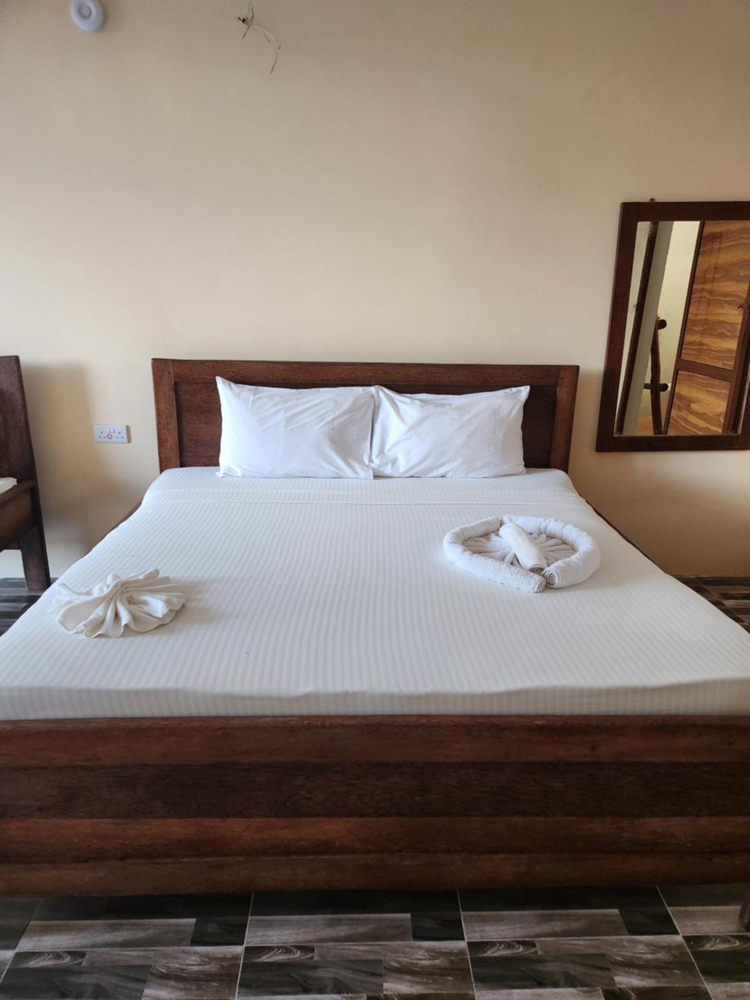 Two Palms Hotel Джамбиани Екстериор снимка
