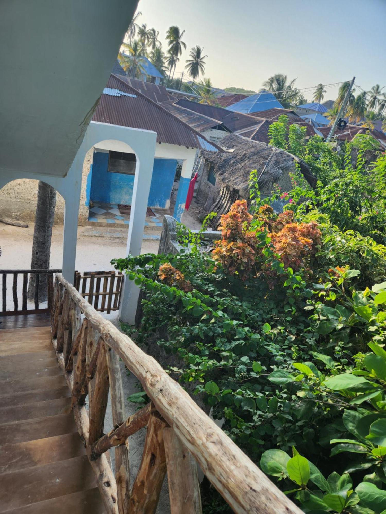Two Palms Hotel Джамбиани Екстериор снимка